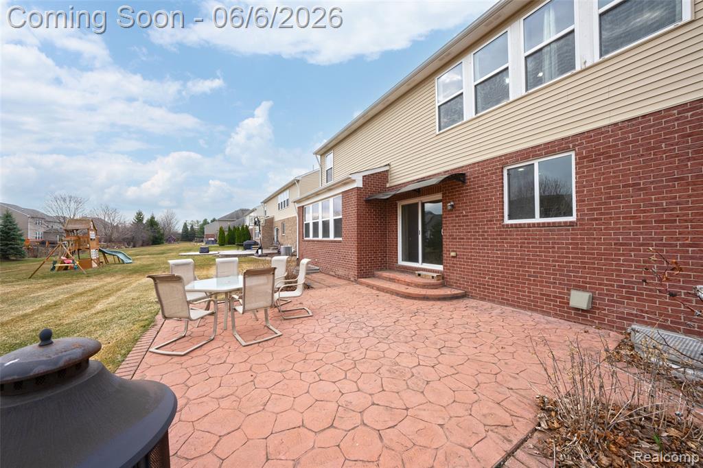 49184 Gracechurch Road, Macomb, MI 48044 — Photo 48