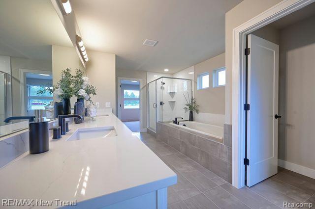 6539 Cambridge Circle, Clarkston, MI — Photo 18