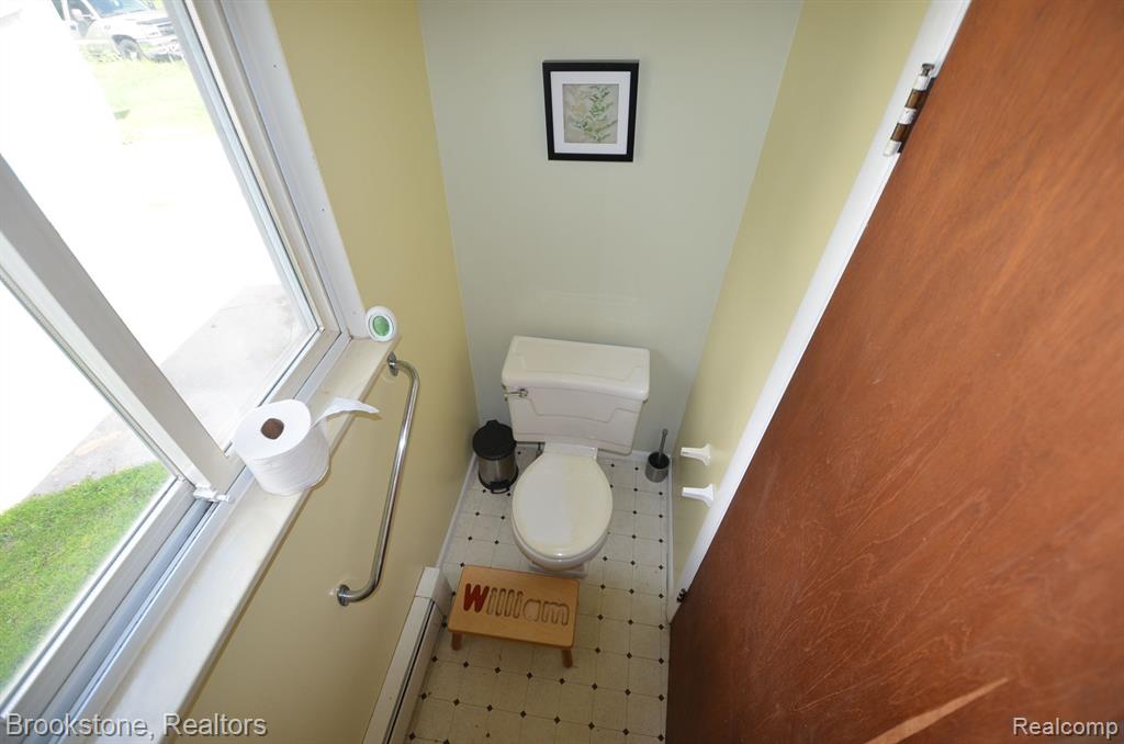 10083 HEGEL Road, Goodrich Vlg, MI — Photo 37