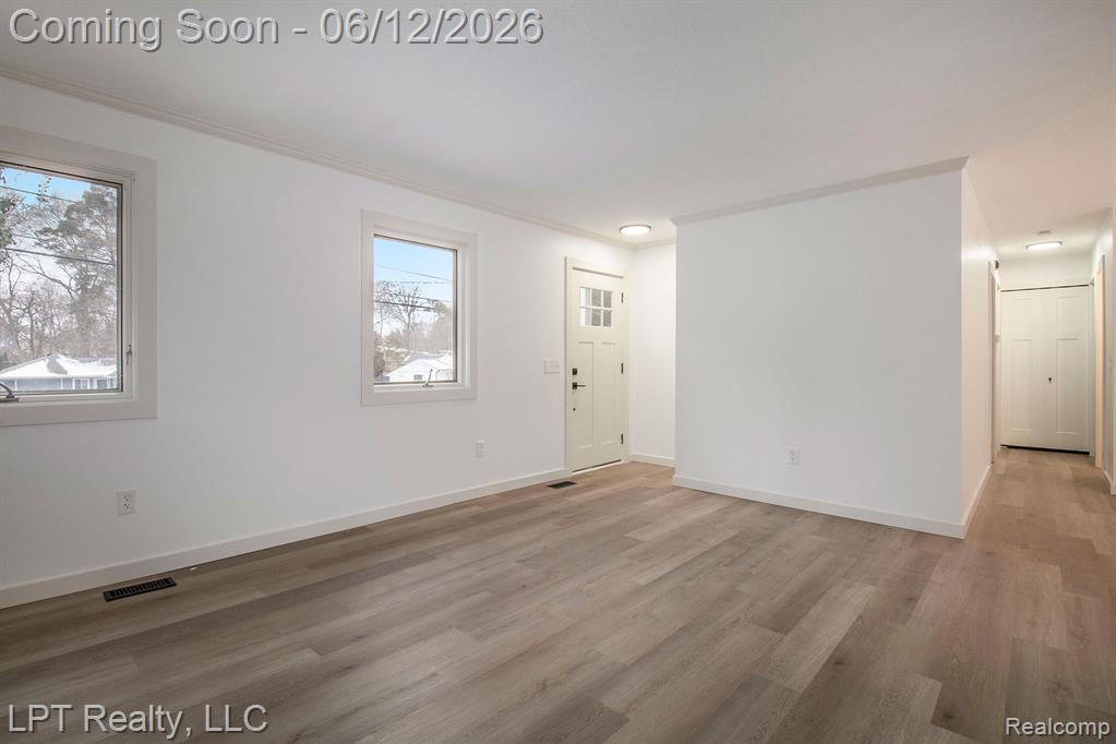 483 S 3rd Street, Brighton, MI 48116 — Photo 8