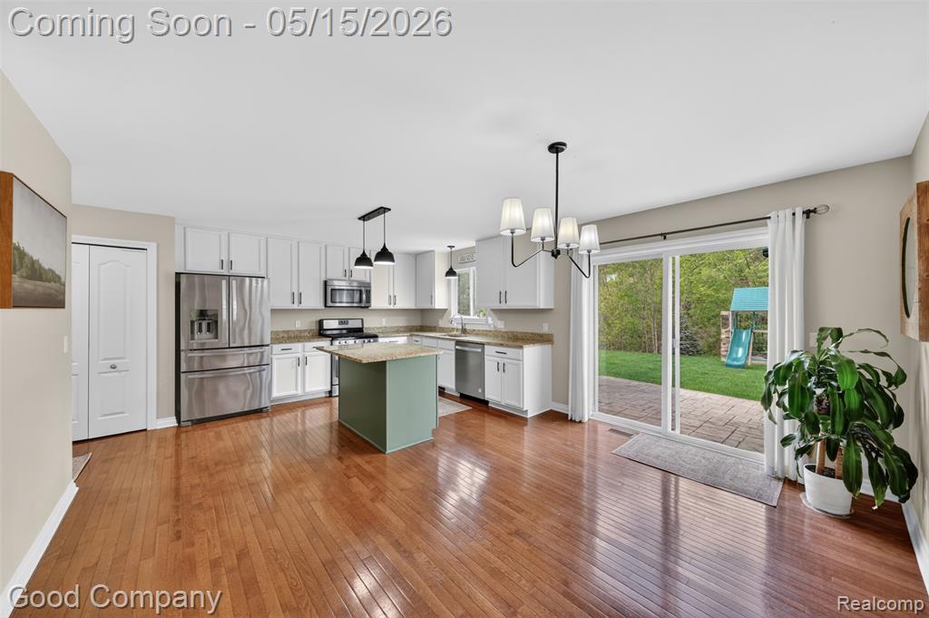 28622 Oakmonte Circle W, New Hudson, MI 48165 — Photo 13