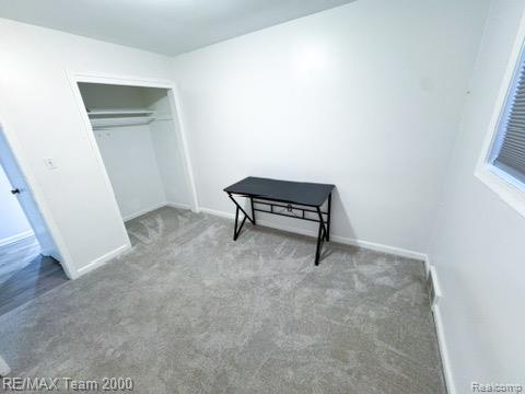 8390 Winston Lane, Dearborn Heights, MI 48127 — Photo 6
