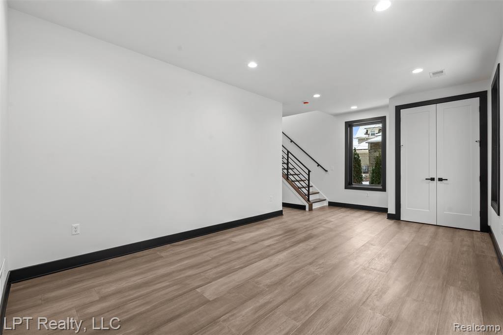 523 Walnut Street, Brighton, MI 48116 — Photo 10