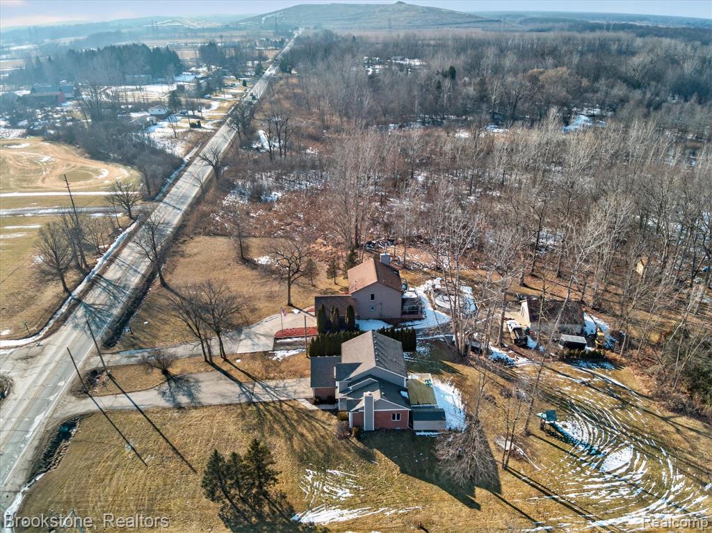 1980 Oakville Waltz Road, New Boston, MI 48164 — Photo 38