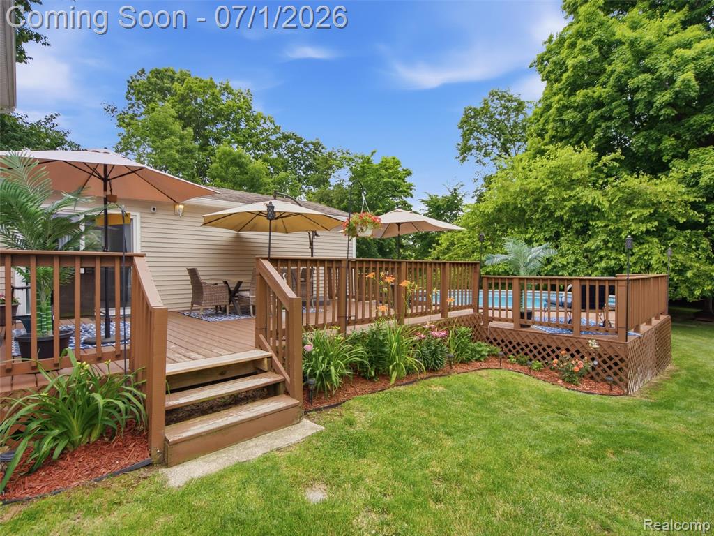 6195 Lake Forest Drive, Grand Blanc, MI 48439 — Photo 32