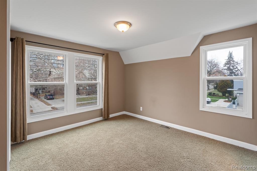 520 FISKE Drive, Detroit, MI 48214 — Photo 23