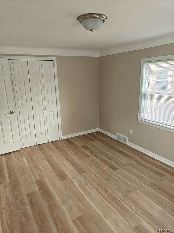8030 Central, Center Line, MI 48015 — Photo 5