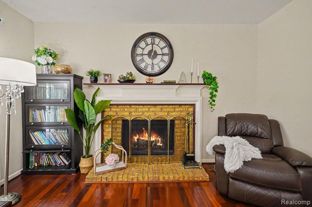 425 Thornridge Court, Rochester Hills, MI 48307 — Photo 12