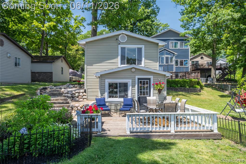 16161.5 Knobhill Drive, Linden, MI 48451