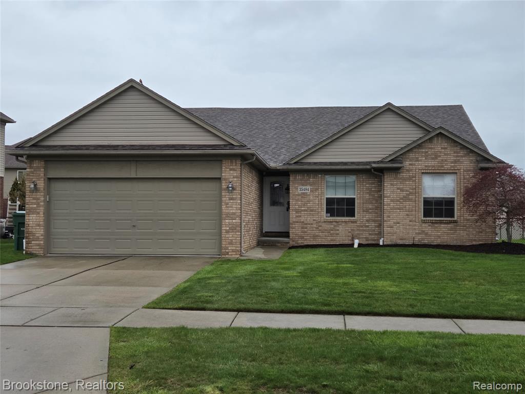 35484 Grant, New Baltimore, MI 48047 — front exterior