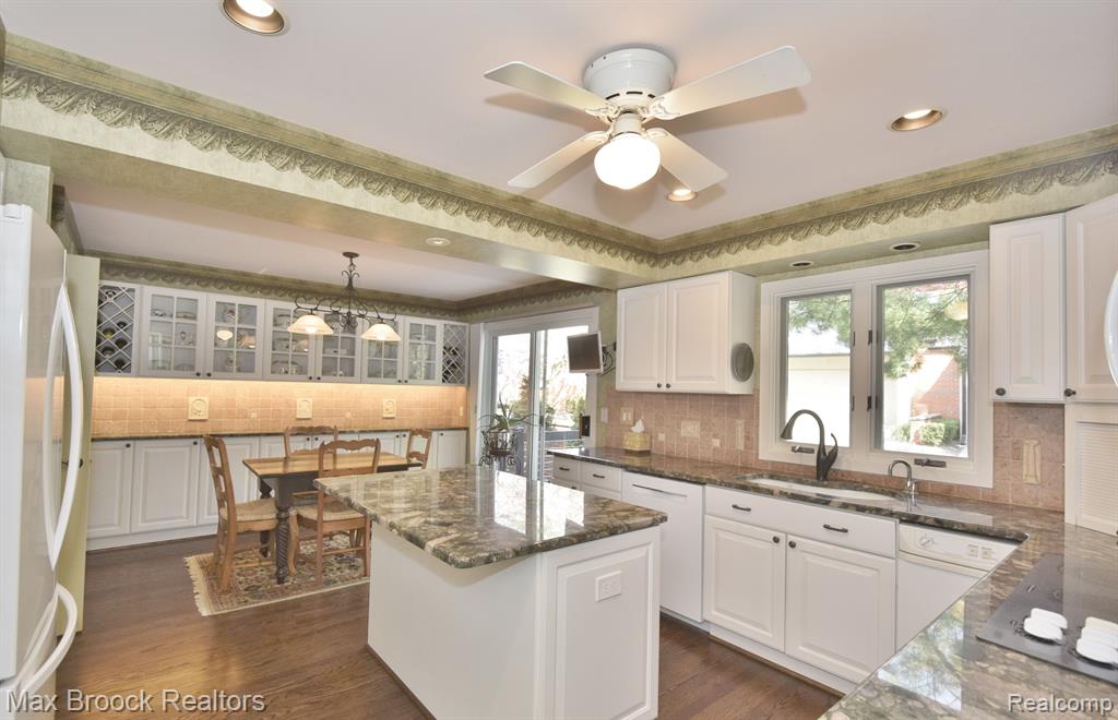 1030 STRATFORD PLACE, # 12, Bloomfield Hills, MI 48304 — Photo 21