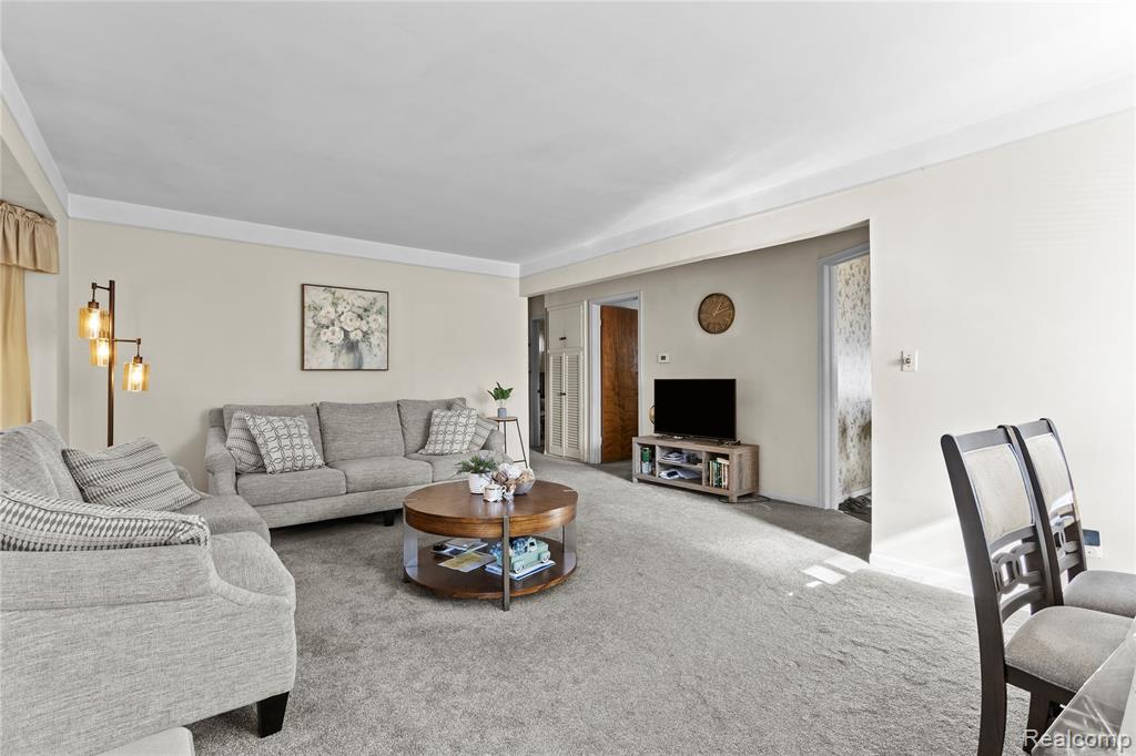 5211 Streefkerk Drive, Warren, MI 48092 — Photo 4