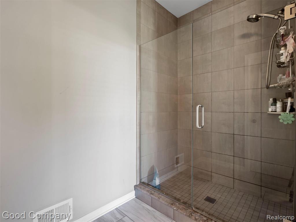 1295 Brookline Court, Oakland, MI — Photo 7
