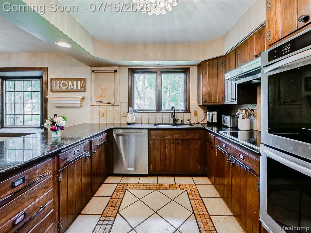 6730 Meadowlake Road, Bloomfield Hills, MI 48301 — Photo 4