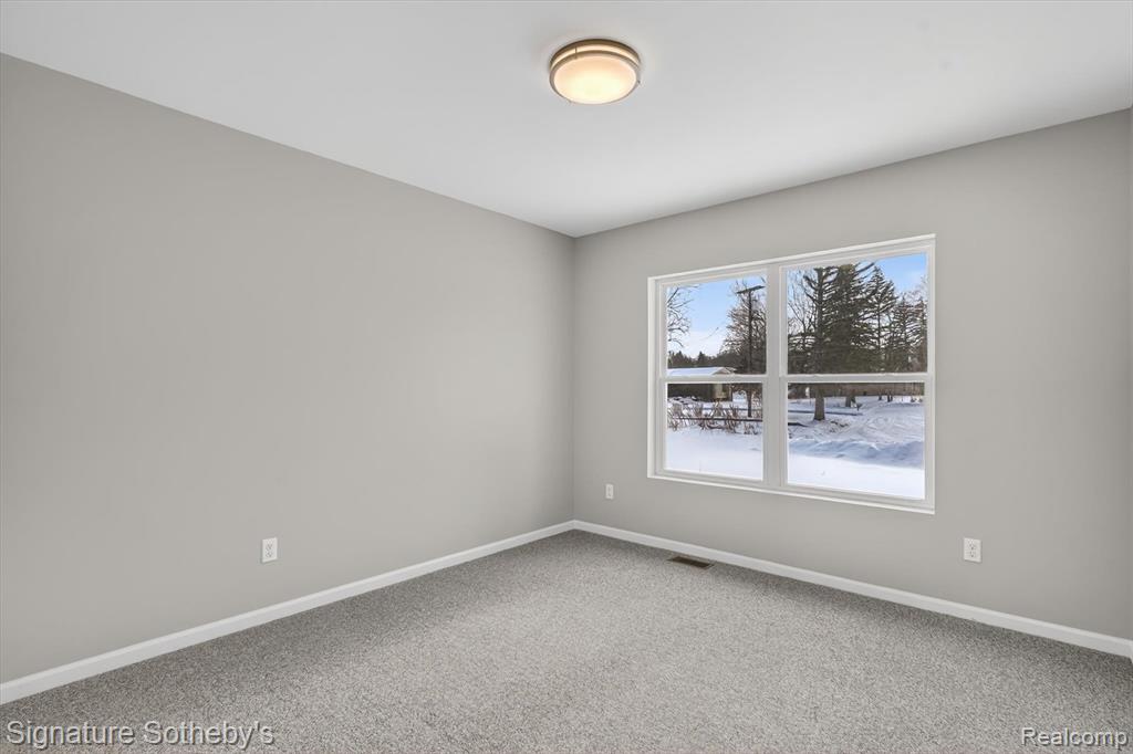 8515 Sandy Crest Drive, White Lake, MI, 00000