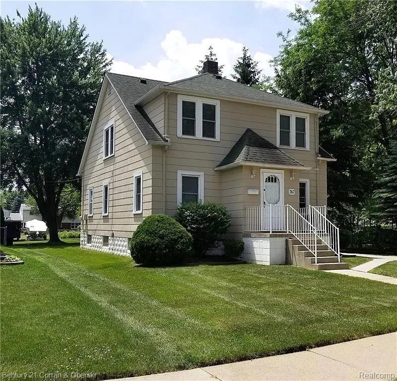767 Riverbank #4 Street, Wyandotte, MI 48192 — front exterior