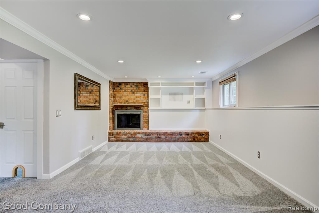6672 Devonshire Drive, Canton, MI 48187 — Photo 17