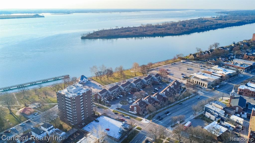 2851 Biddle Avenue, Wyandotte, MI 48192 — Photo 41