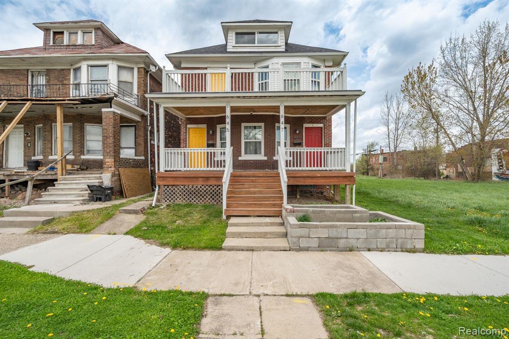 647 E BETHUNE Street, Detroit, MI 48202 — Photo 27