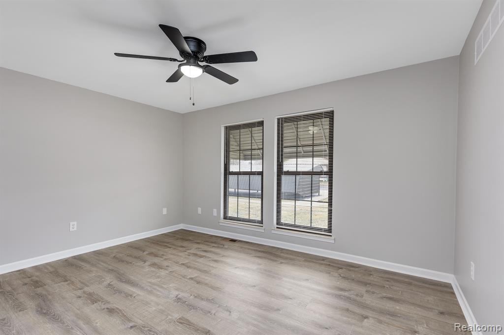 40440 NEWPORT Drive, Plymouth, MI 48170 — Photo 17