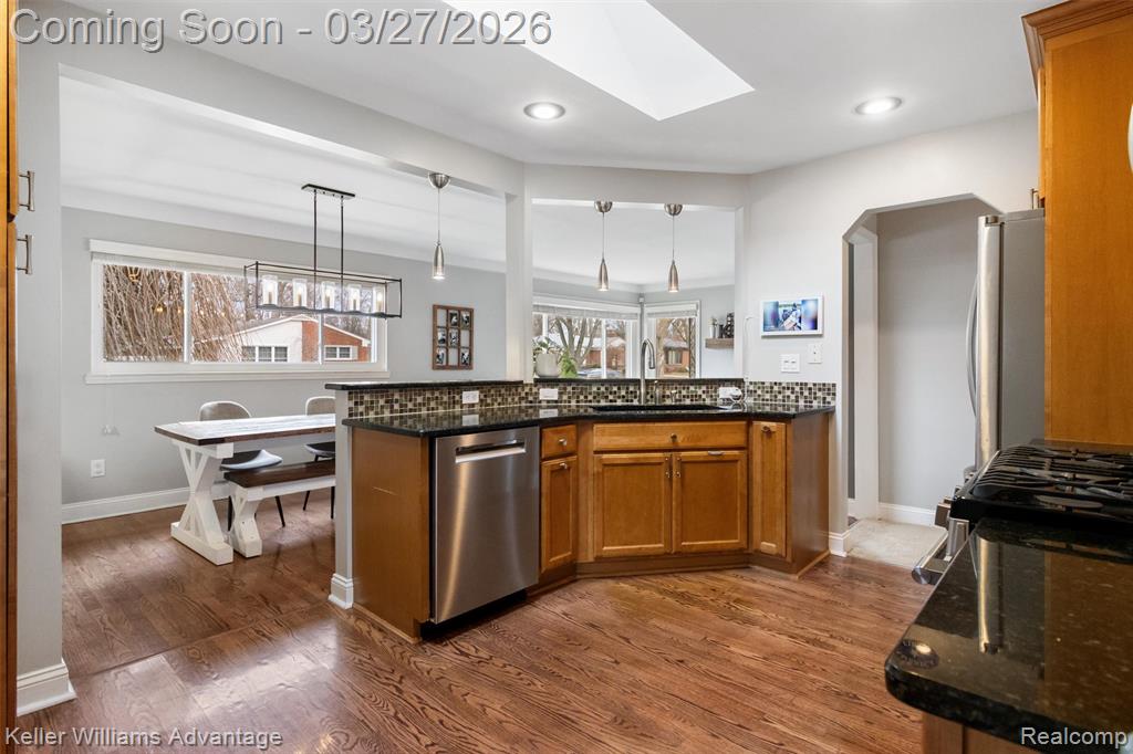 805 Butternut Avenue, Royal Oak, MI 48073 — Photo 8