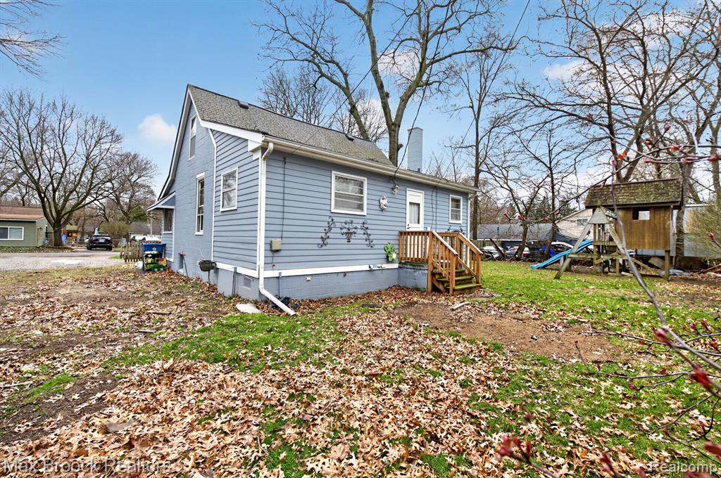 9024 MANDON Road, White Lake, MI — Photo 29