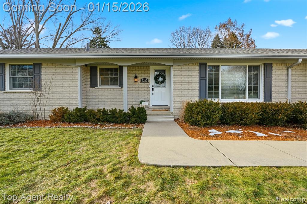 5267 Rostraver Court, Shelby Twp, MI 48316 — Photo 5