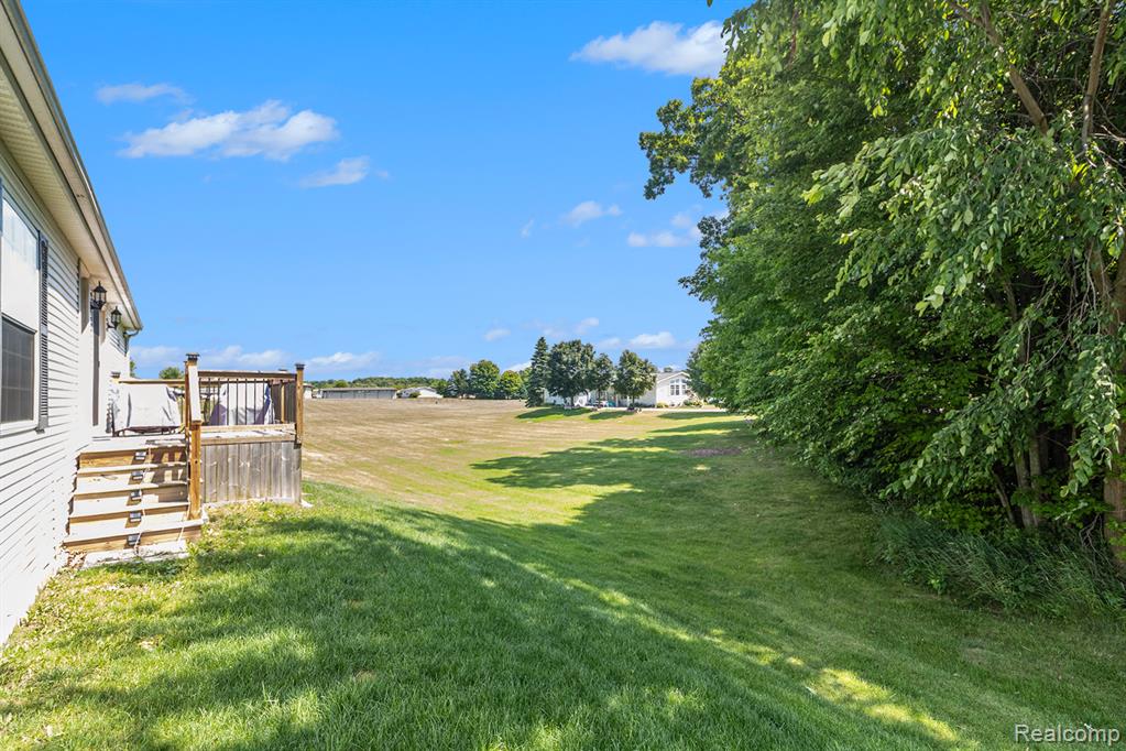 13541 Austin Court, Hartland, MI 48353 — Photo 17