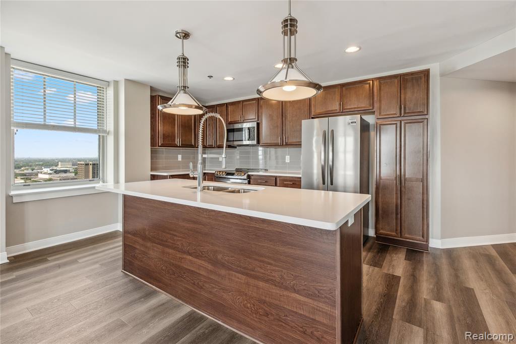 525 W Lafayette, 17D, Detroit, MI 48226 — Photo 6
