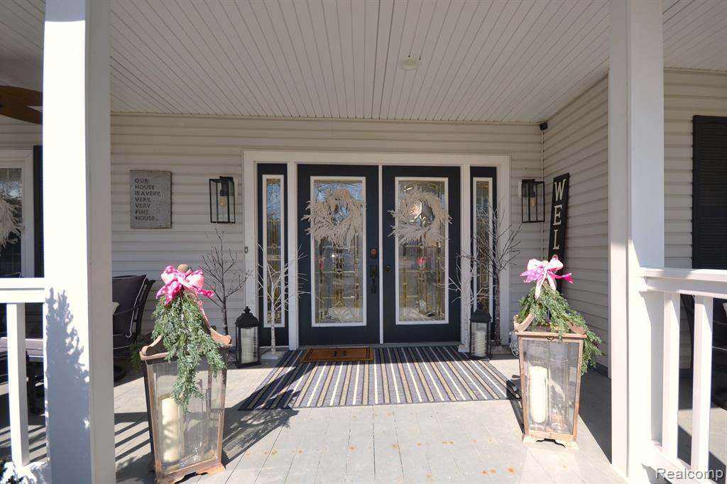 4072 W MAPLE Road, Wixom, MI — Photo 6