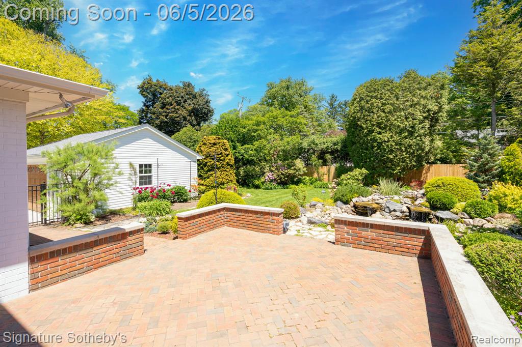 274 Hillcrest Avenue, Grosse Pointe, MI 48236 — Photo 42