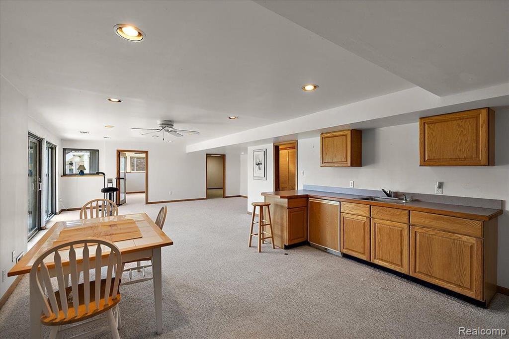 7322 MACEDAY LAKE Road, Waterford, MI 48329 — Photo 38