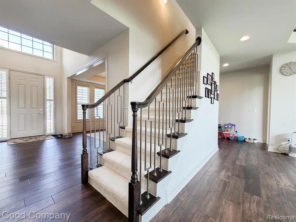 5342 Rangemore Drive, Troy, MI 48085 — Photo 2