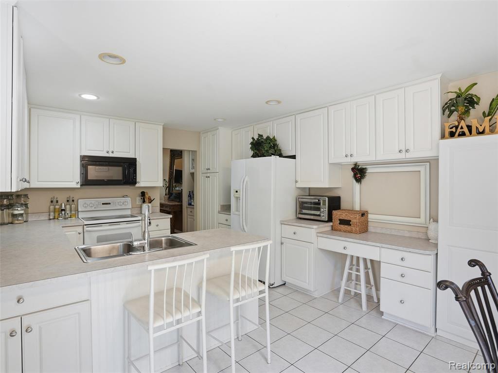 52088 Southview Ridge, Macomb, MI 48042 — Photo 27