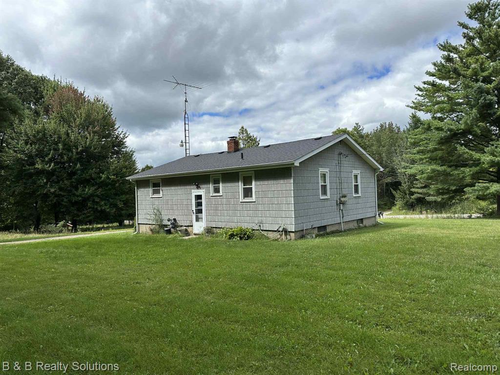 6318 Clear Lake Road, Imlay City, MI 48444 — Photo 61