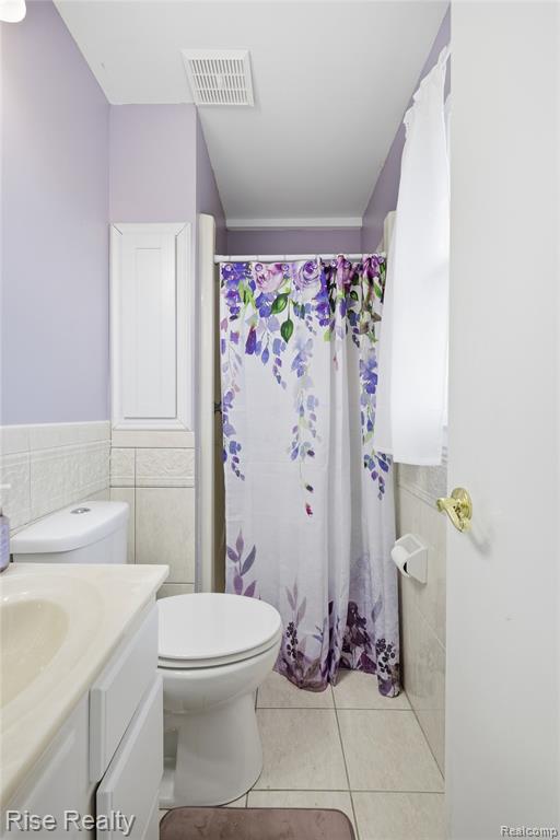 3436 Creekwood Drive, Saginaw, MI 48601 — Photo 13