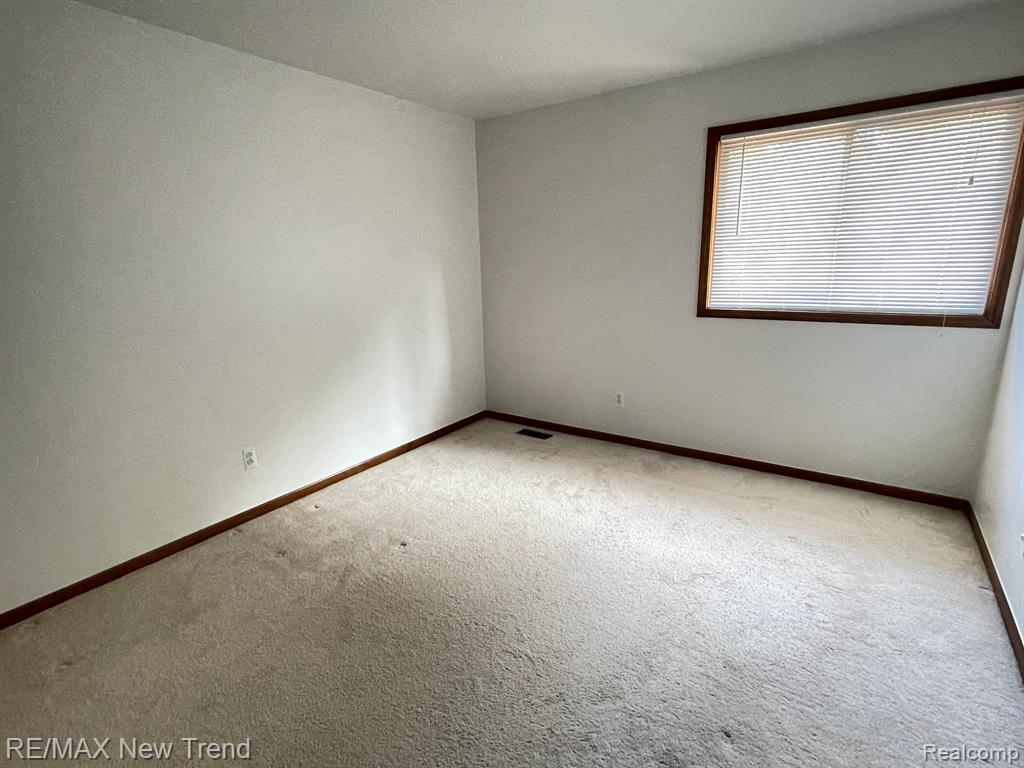 44624 Ford Way, Novi, MI — Photo 8