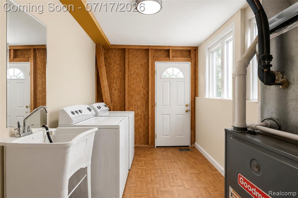 6871 Troy Street, Taylor, MI 48180 — Photo 22