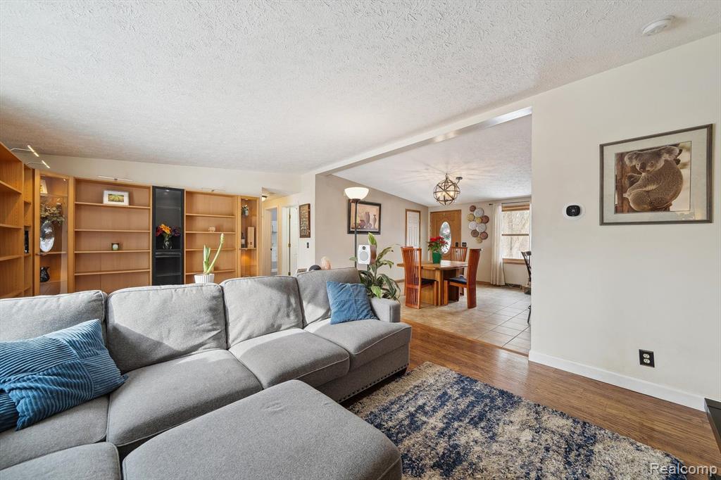 248 Beachway Street, Whitmore Lake, MI 48189 — Photo 13