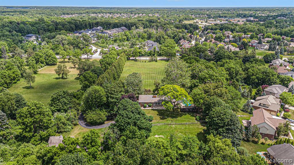6400 N Rochester Road, Rochester Hills, MI 48306 — Photo 47