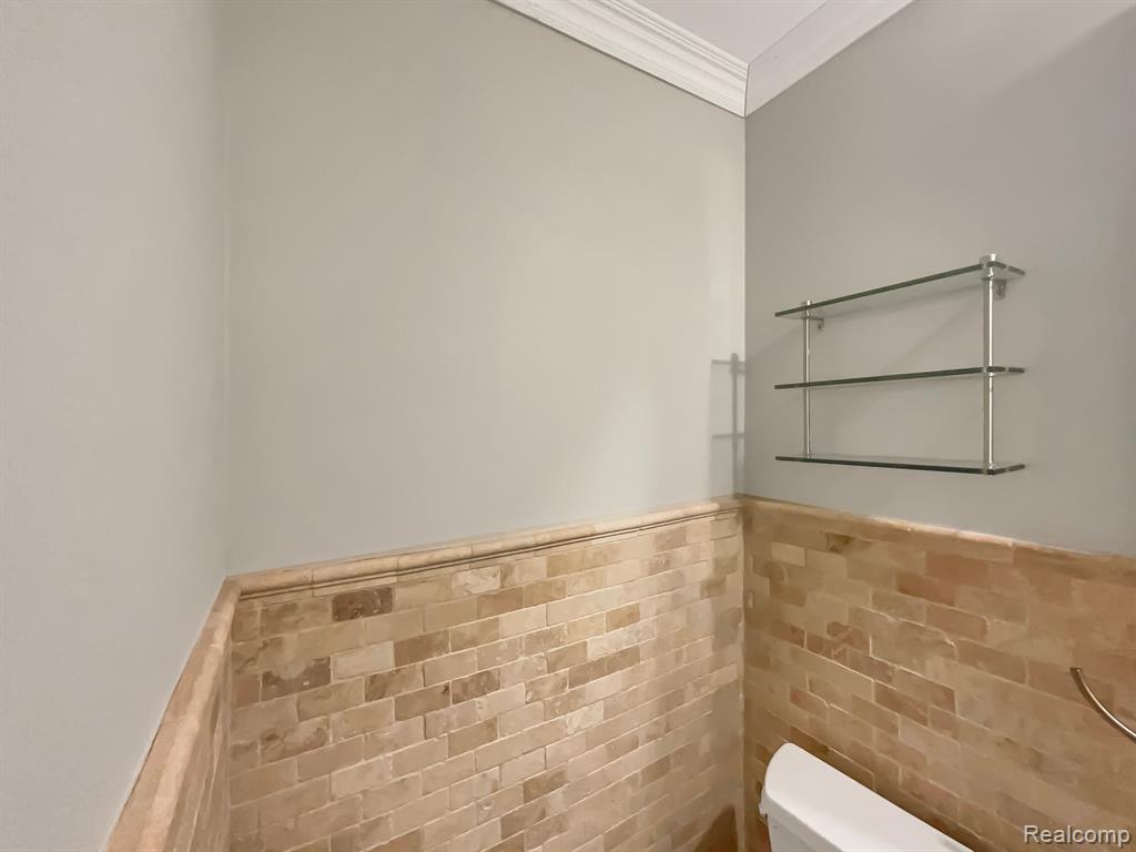 20826 W GLEN HAVEN Circle, Northville, MI 48167 — Photo 13