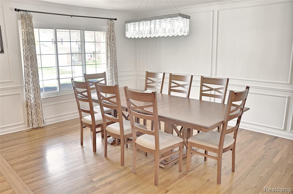 5443 English Drive, Troy, MI 48085 — Photo 3