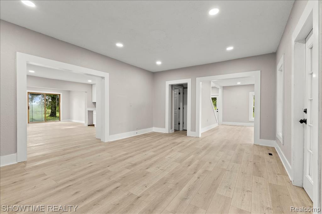 1865 N BLACKS CORNERS Road, Imlay City, MI 48444 — Photo 14