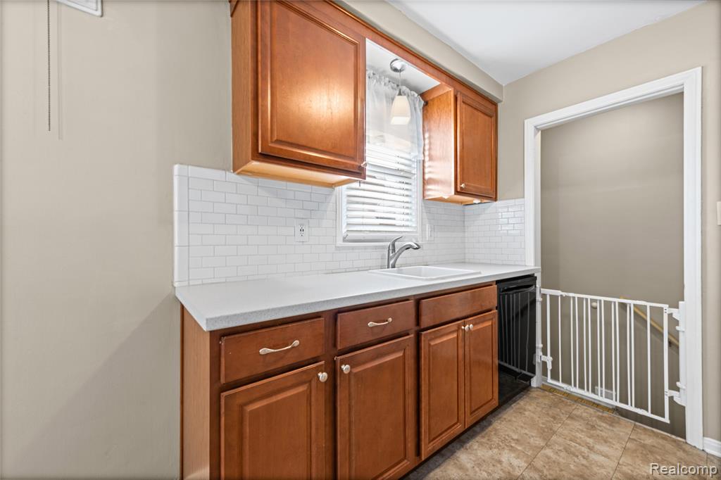 13261 Ward Street, Southgate, MI 48195 — Photo 12