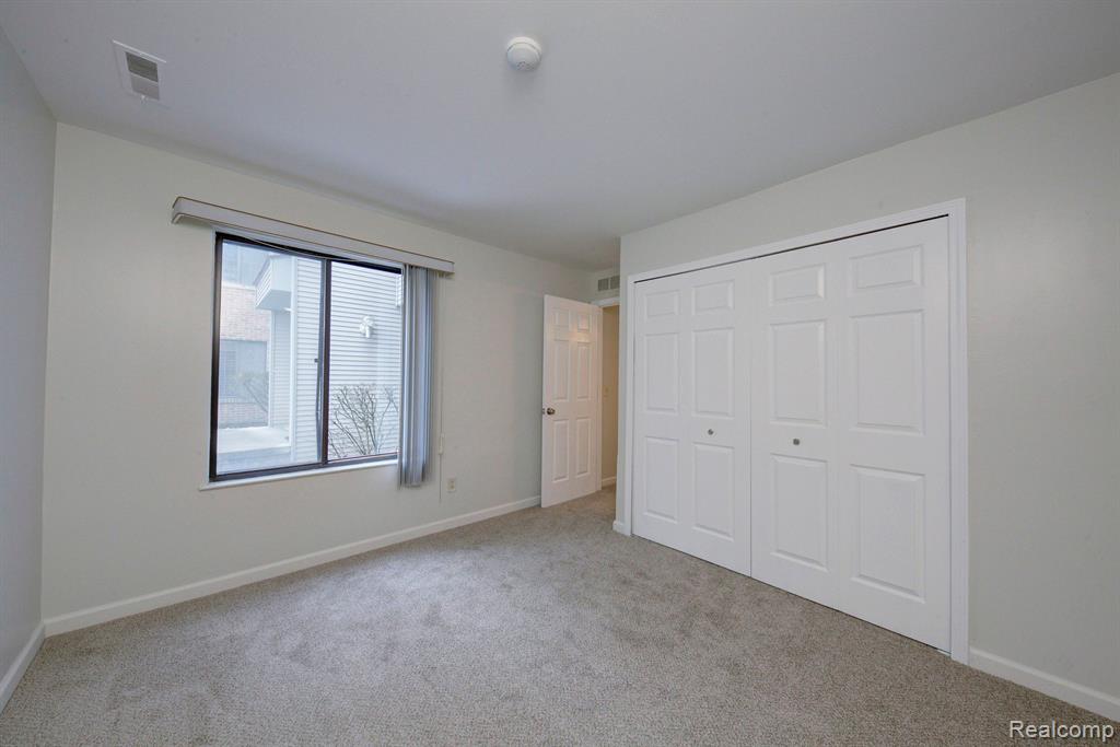 42489 Lilley Pointe Drive, Canton, MI 48187 — Photo 20