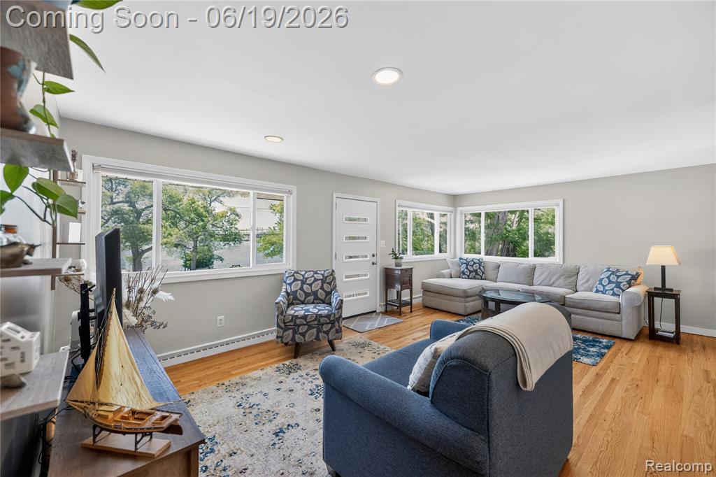 25815 West River Road, Grosse Ile, MI 48138 — Photo 9
