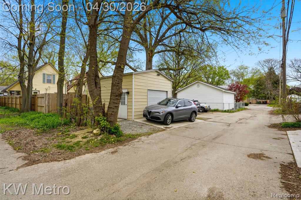416 E Breckenridge Street, Ferndale, MI 48220 — Photo 21