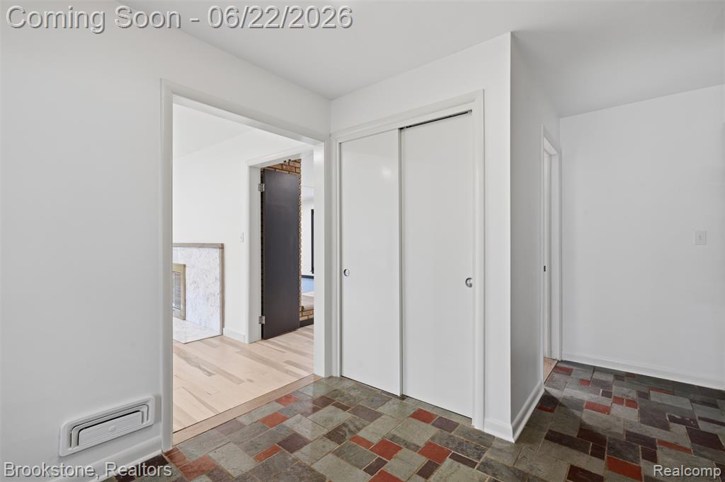 4190 Valley Forge Road, Bloomfield Hills, MI 48301 — Photo 9
