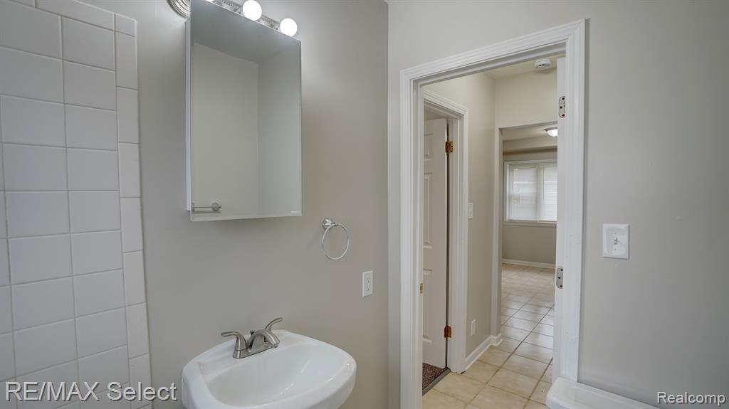 837 Crawford Street, Flint, MI 48507 — Photo 26