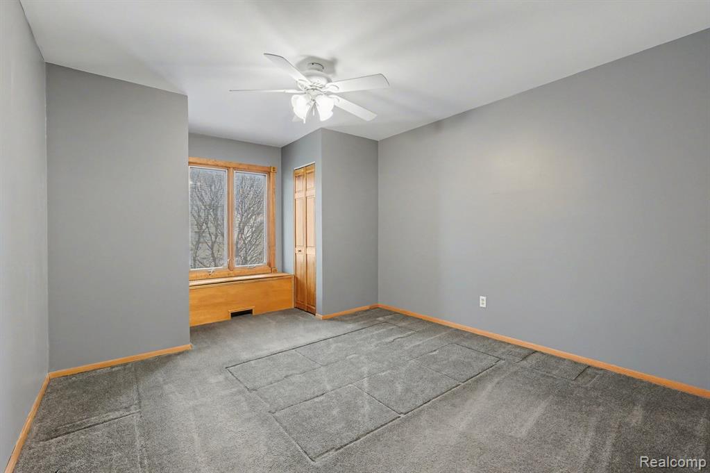 39712 Crystal Drive, Sterling Heights, MI 48310 — Photo 18